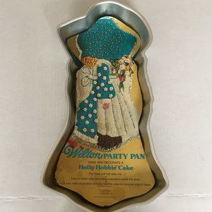 wilton party pan Holly Hobbie cake pan bonnet girl